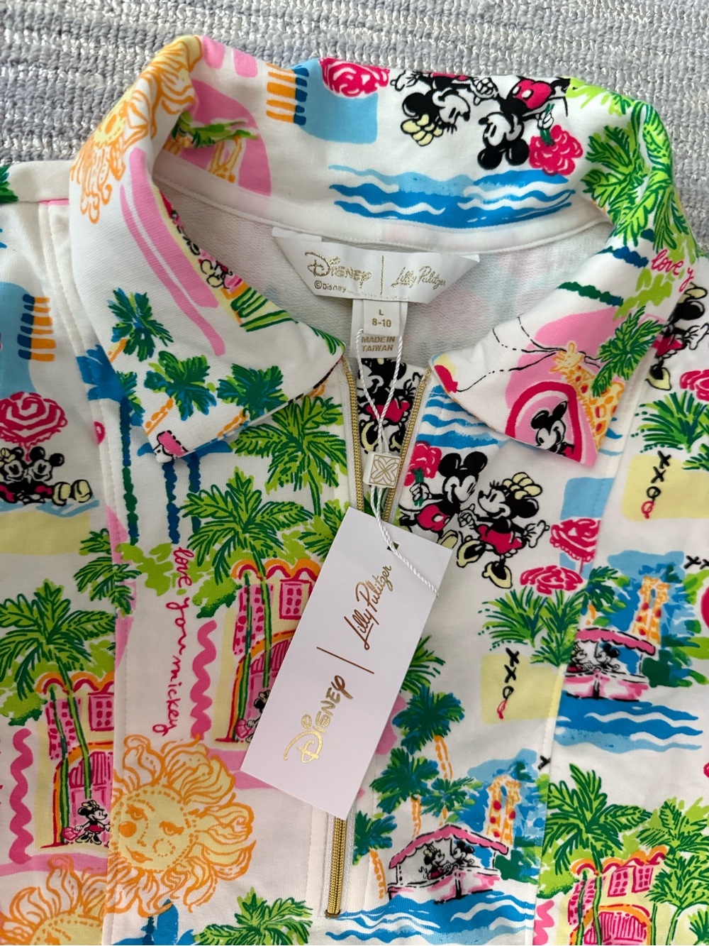 NWT Disney x Lilly Pulitzer Mickey and Mini Half Zip Pullover size L 8-10 yrs - Picture 3 of 6